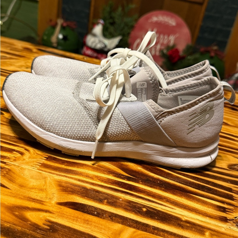 New Balance Light Gray